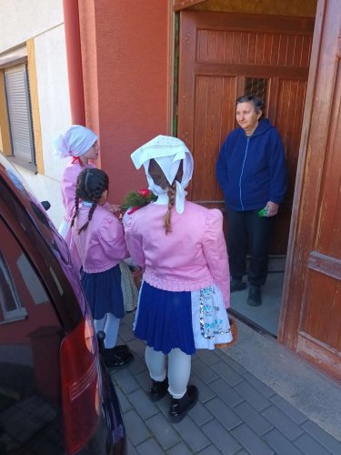 Královničky aneb nosení létečka - 26.3.2023