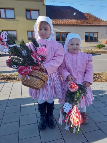 Královničky aneb nosení létečka - 26.3.2023