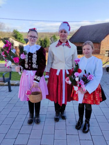 Královničky aneb nosení létečka - 26.3.2023