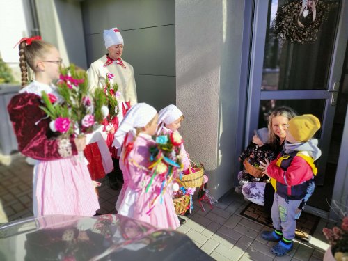 Královničky aneb nosení létečka - 26.3.2023