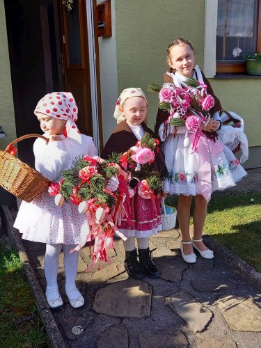 Královničky aneb nosení létečka - 26.3.2023