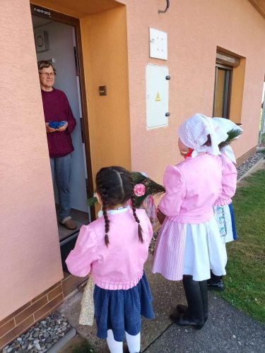 Královničky aneb nosení létečka - 26.3.2023