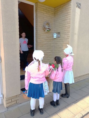 Královničky aneb nosení létečka - 26.3.2023