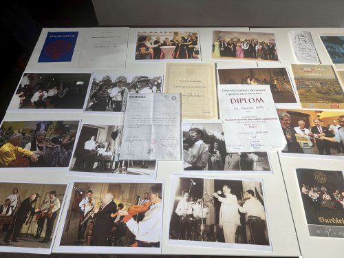 František Holmes Ilík oslavil 75 let - pogratulovaly mu i Podolské Frišky - 16.4.2023