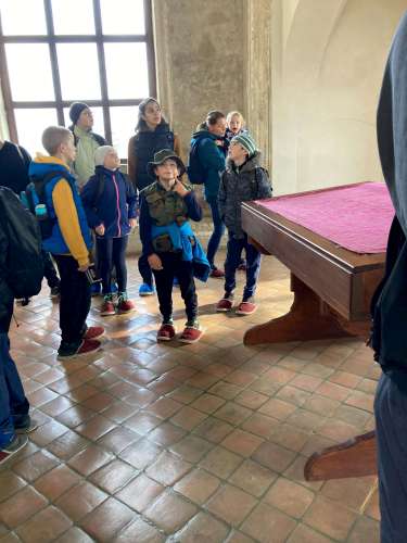 Vycházka Sokolů na hrad Buchlov a Karlovu skálu - 26.10.2023