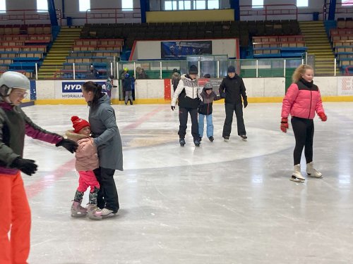Bruslení Podolanů na zimním stadionu v Uherském Brodě - 19.11.2023