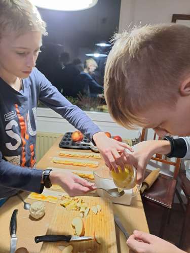 Pečení cukroví v turisťáku - 28.11.2023