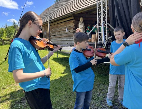 Čižmičky - Folklorní festival Velké Karlovice - 1.6.2024