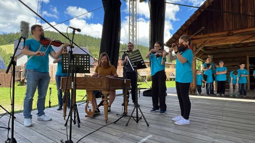 Čižmičky - Folklorní festival Velké Karlovice - 1.6.2024