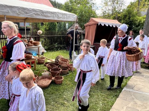 Čižmičky - Folklorní festival Velké Karlovice - 1.6.2024