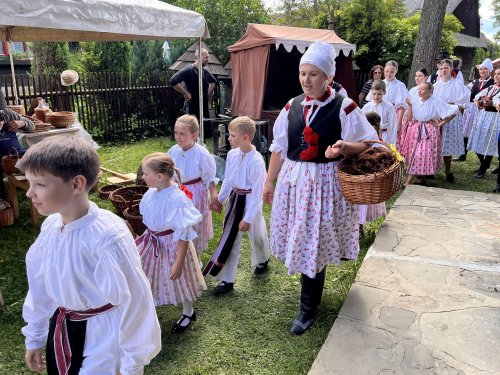 Čižmičky - Folklorní festival Velké Karlovice - 1.6.2024