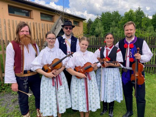 Čižmičky - Folklorní festival Velké Karlovice - 1.6.2024