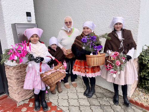 Královničky - nosení létečka v Podolí - 6.4.2025