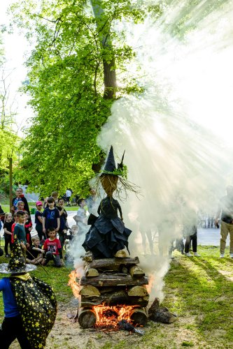 Stavění máje a čarodějnice - 30.4.2025