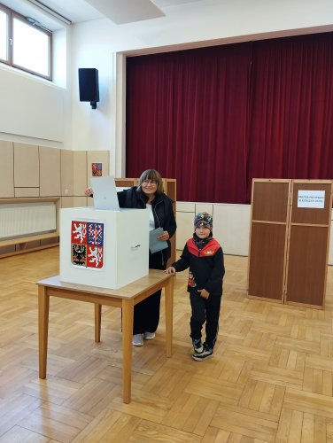 Soubor /2025-10-03-04-volby-13.jpg