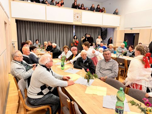 Beseda s důchodci - 8.11.2025