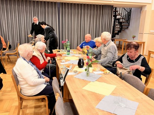 Beseda s důchodci - 8.11.2025