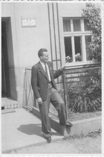 Historické pohledy na budovy a místa v Podolí