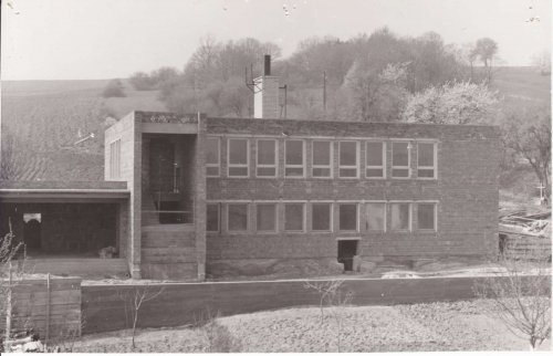 Historické pohledy na budovy a místa v Podolí