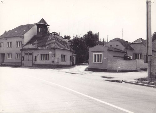 Historické pohledy na budovy a místa v Podolí