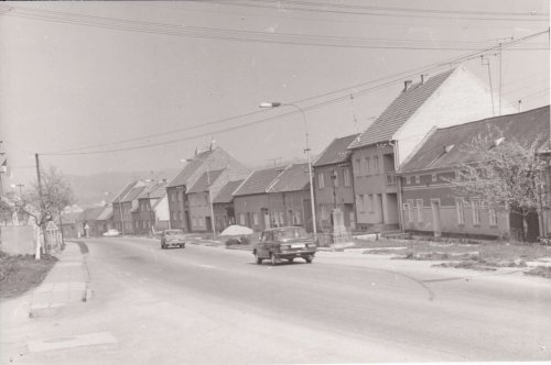 Historické pohledy na budovy a místa v Podolí