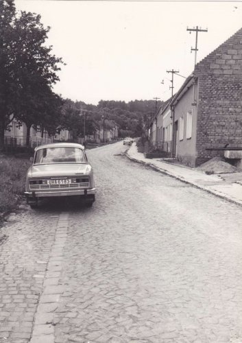 Historické pohledy na budovy a místa v Podolí