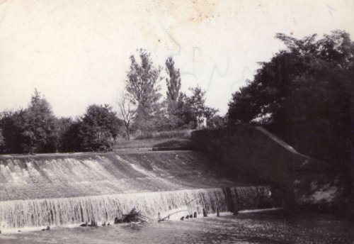 Historické pohledy na budovy a místa v Podolí