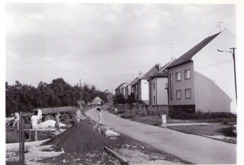 Historické pohledy na budovy a místa v Podolí