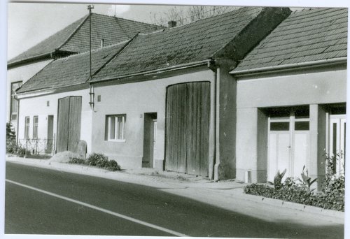 Historické pohledy na budovy a místa v Podolí