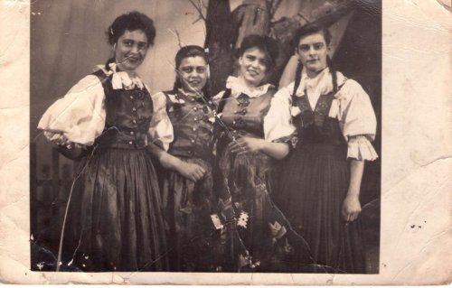 Ochotnické divadlo v Podolí